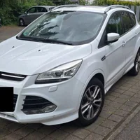 Ford Kuga aus dem Beispielgutachten 26.060, Übersichtsaufnahme von vorn