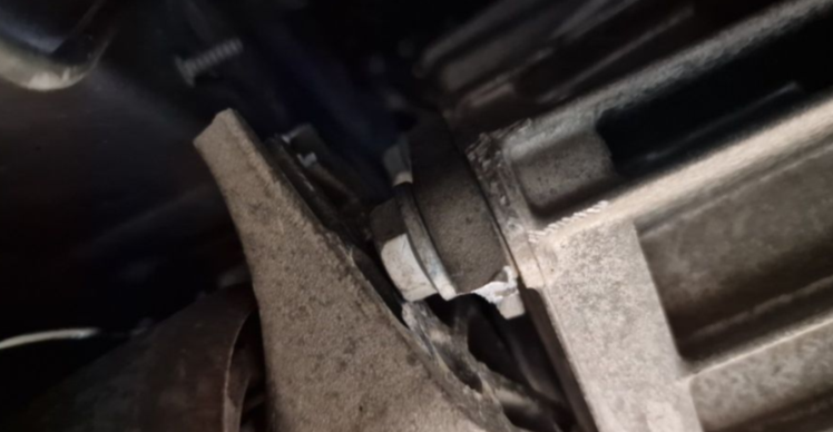 Versteckter Schaden bei Begutachtung am Fahrzeug entdeckt | BESA Kfz-Gutachter